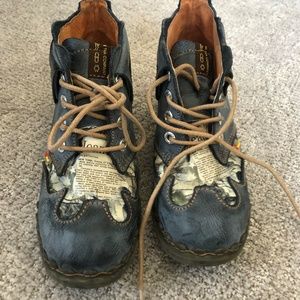 TMA Leather lacer up Booties